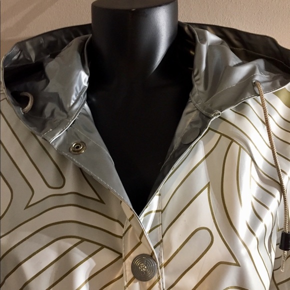Super Cute Reversible Rain Coat Silver Gold size large kenn sporn by wippette - Picture 7 of 9